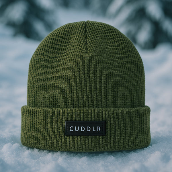 Cuddlr Beacon – Reflective Knit Hat