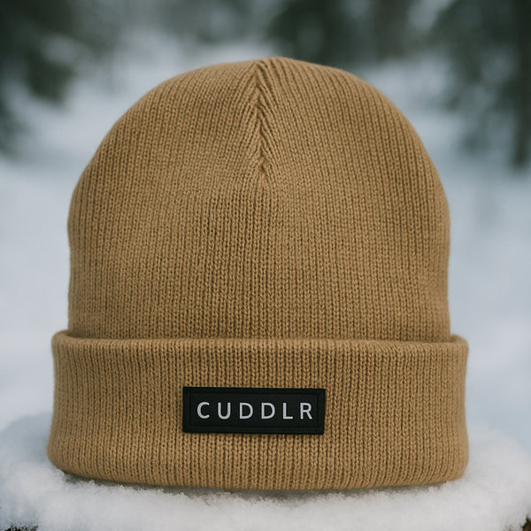 Cuddlr Beacon – Reflective Knit Hat