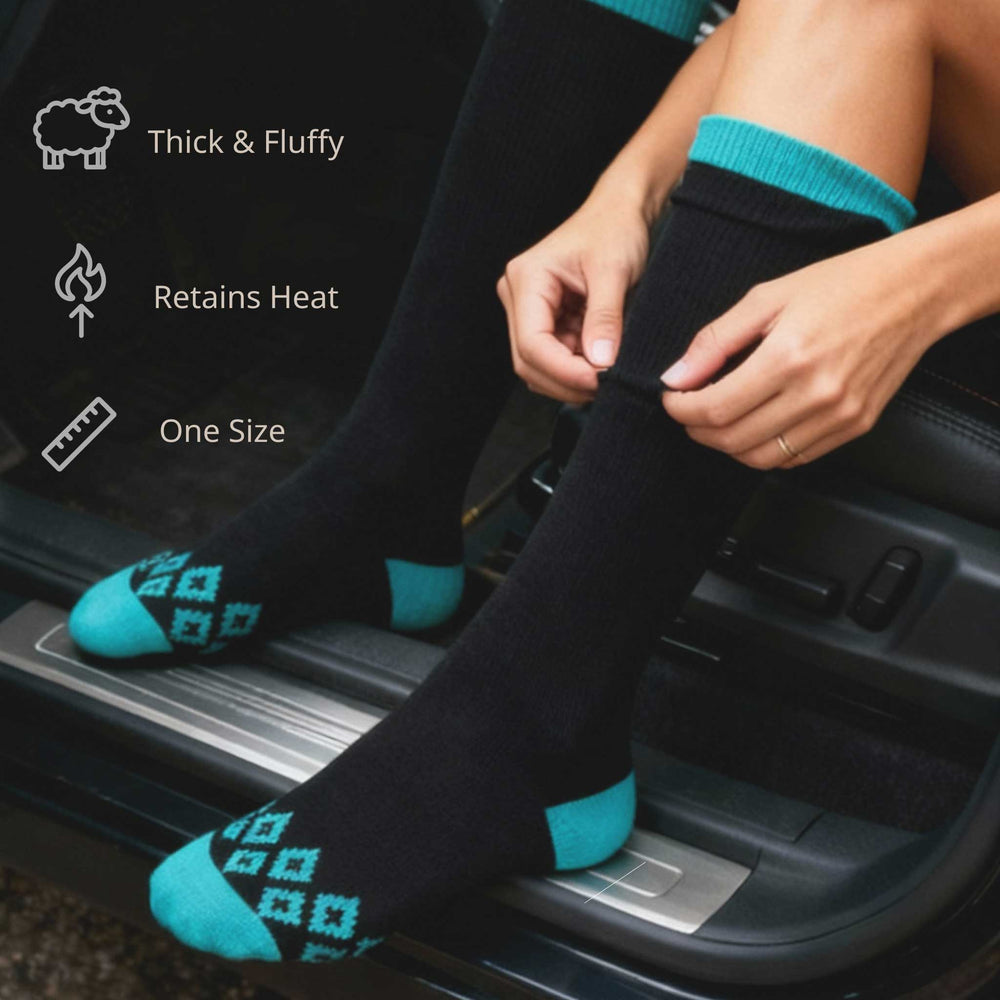 Free Cuddlr Haven - Knee-Length Thermal Socks
